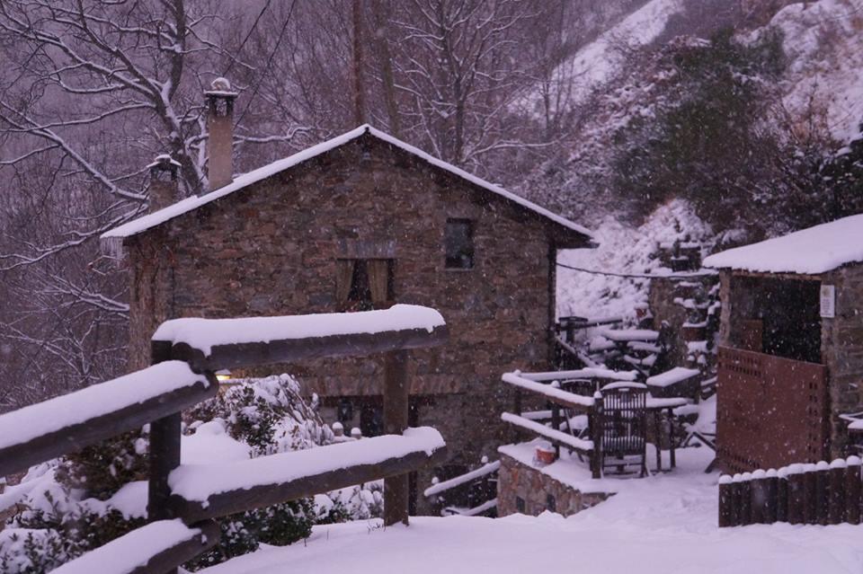 Masia Can Constans Queralbs Exterior foto