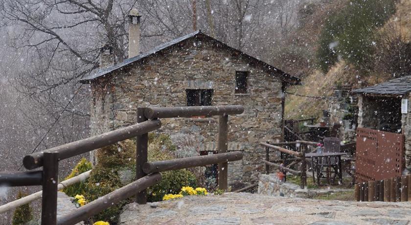 Masia Can Constans Queralbs Exterior foto